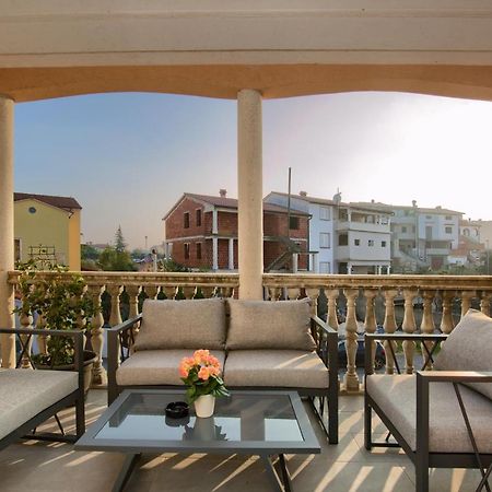 Apartment Vukadin Pola Esterno foto