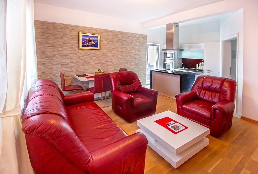 Apartment Vukadin Pola Esterno foto