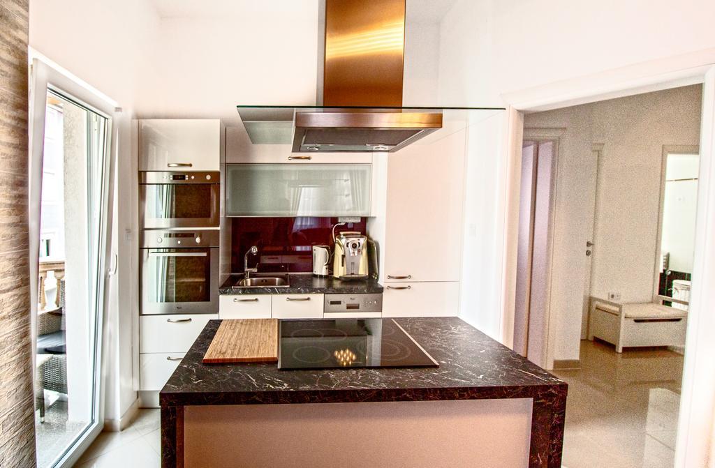Apartment Vukadin Pola Esterno foto
