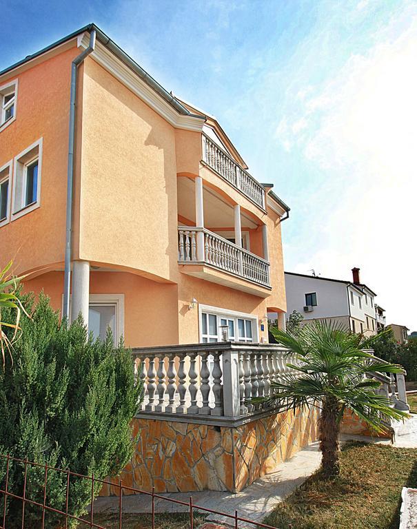 Apartment Vukadin Pola Esterno foto