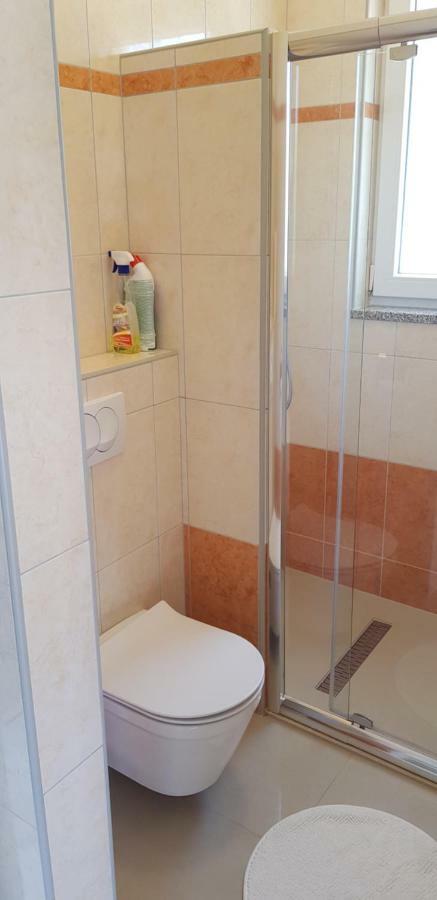 Apartment Vukadin Pola Esterno foto